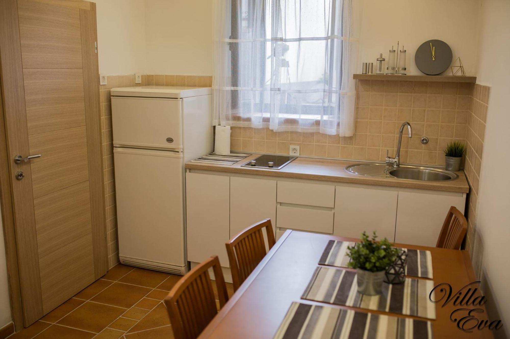 Appartamento Eva Gradac (Split-Dalmatia)